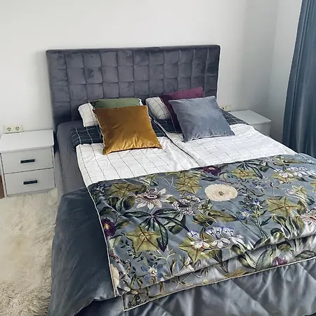 Ozo Park Apartment *